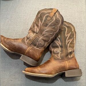 Durango Boots size 8M NWOT